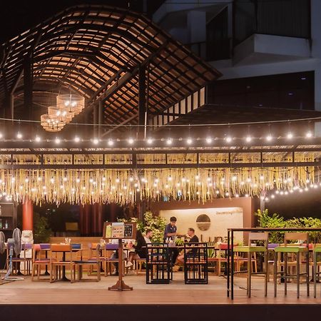 The Lunar Patong Exterior photo