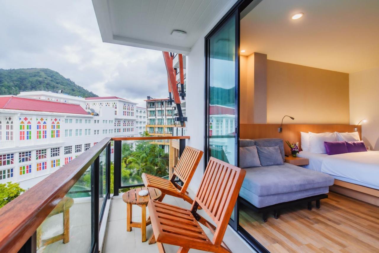 The Lunar Patong Exterior photo