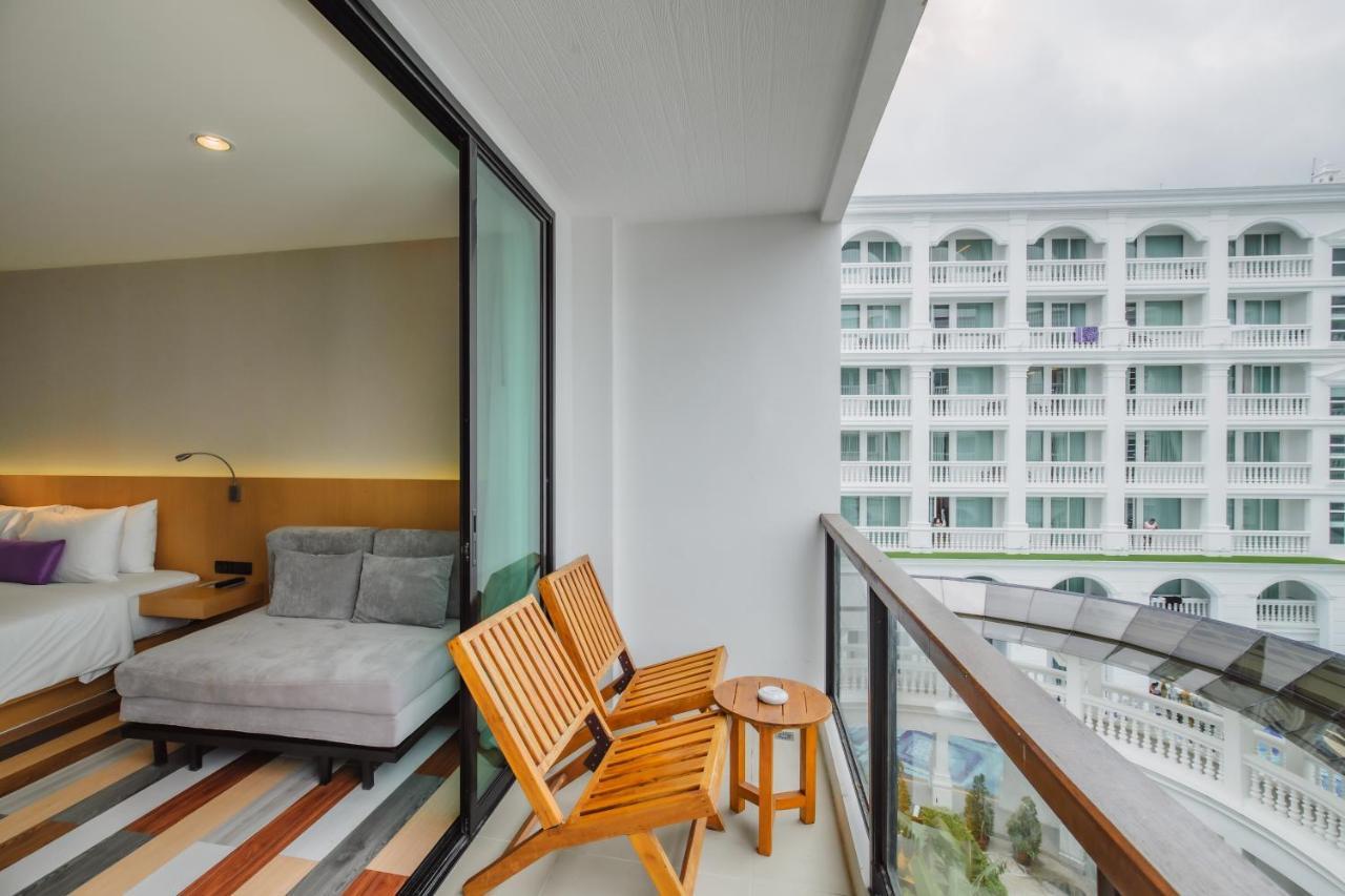The Lunar Patong Exterior photo