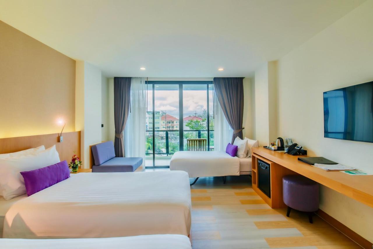 The Lunar Patong Exterior photo