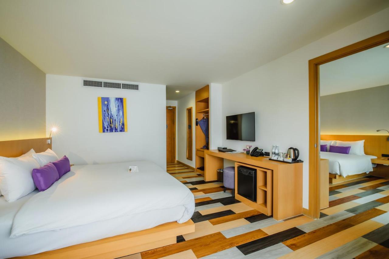 The Lunar Patong Exterior photo